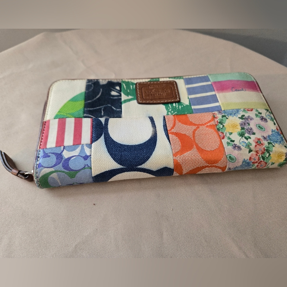 Vintage Coach Hampton Patchwork Wallet - image 1